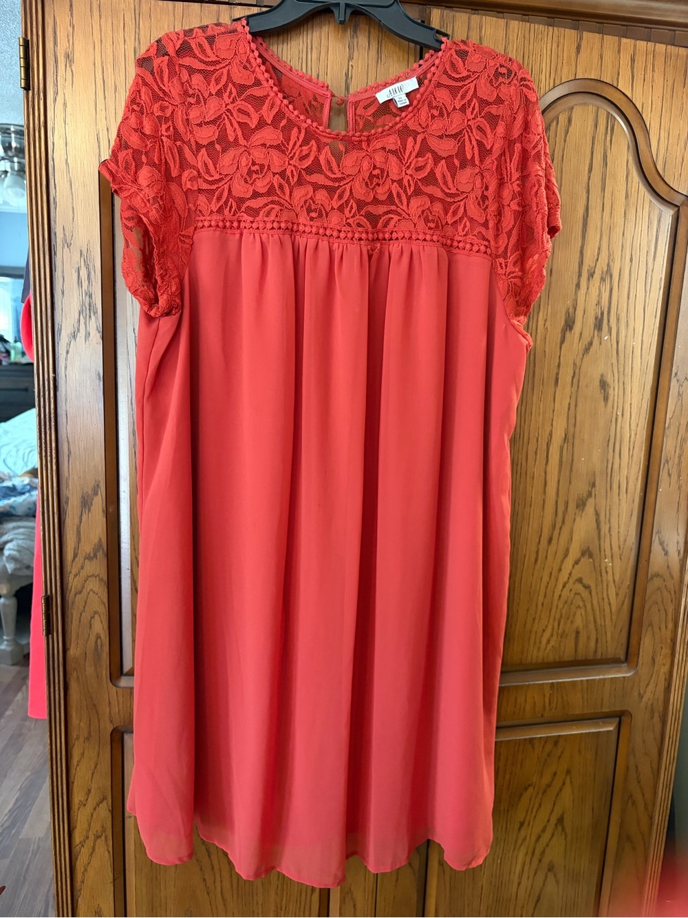 Apt. 9 Coral Lace Yoke Short Sleeve Mini Dress